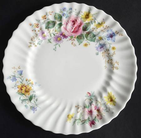 Arcadia (Older, Green Backstamp) Dinner Plate
