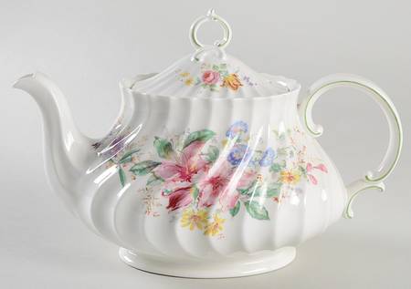 Arcadia (Older, Green Backstamp) Teapot & Lid