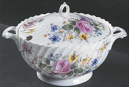 Arcadia (Older, Green Backstamp) Tureen &  Lid
