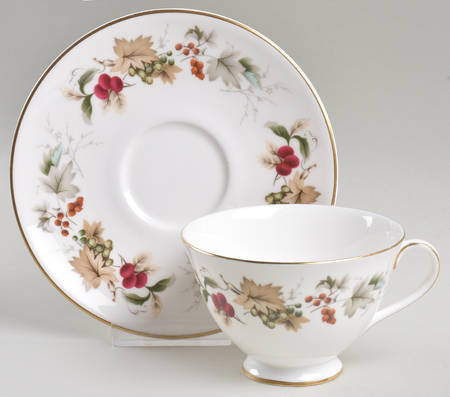 Ardon Footed Cup & Saucer Set
