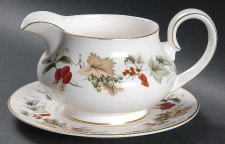 Ardon Gravy Boat & Underplate