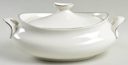 Argenta Oval Covered Vegetable