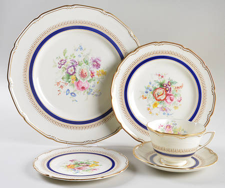 Ascot Blue (Floral Center) 5 Piece Place Setting