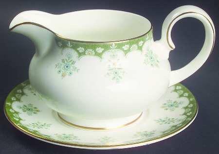 Ashmont Round Gravy Boat & Underplate