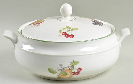 Ashberry Round Covered Vegetable