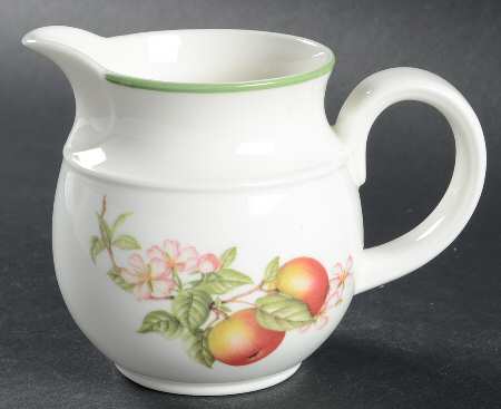 Ashberry Creamer