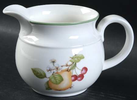 Ashberry Creamer