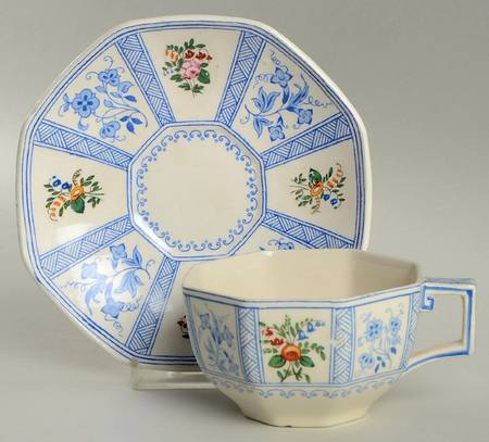 Astbury (Blue, Multicolor) Flat Cup & Saucer Set