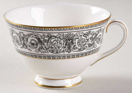 Baronet Footed Cup