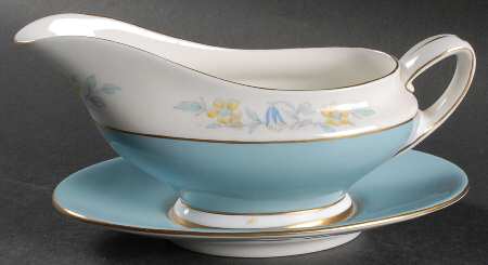 Barclay Gravy Boat with Attached Underplate
