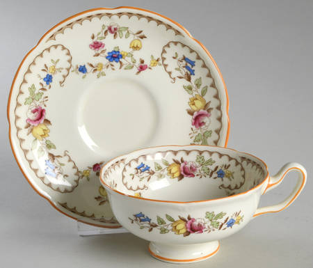 The Beaufort (Center Design) Footed Cup & Saucer Set