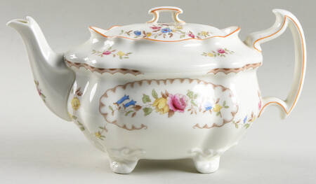 The Beaufort (Center Design) Teapot & Lid