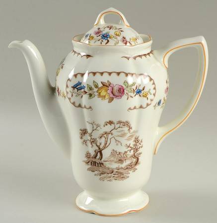 The Beaufort (Center Design) Coffee Pot & Lid