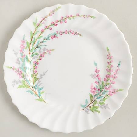 Bell Heather (Scalloped, No Trim) Bread & Butter Plate