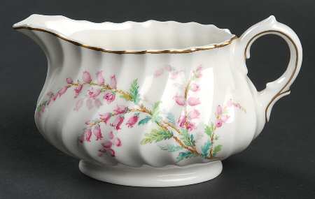 Bell Heather (Scalloped, Gold Trim) Creamer