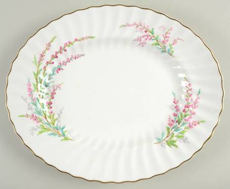 Bell Heather (Scalloped, Gold Trim) 15" Oval Serving Platter