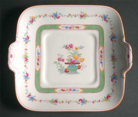 The Belgrade Square Handled Cake Plate