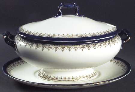 Belmont Tureen & Lid w/Underplate