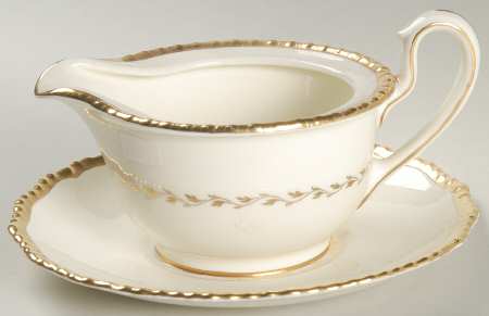 Belvedere Gravy Boat with Attached Underplate