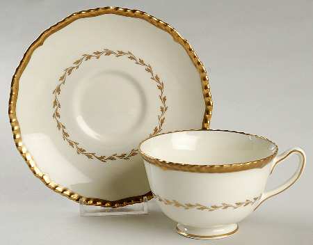Belvedere Footed Cup & Saucer Set