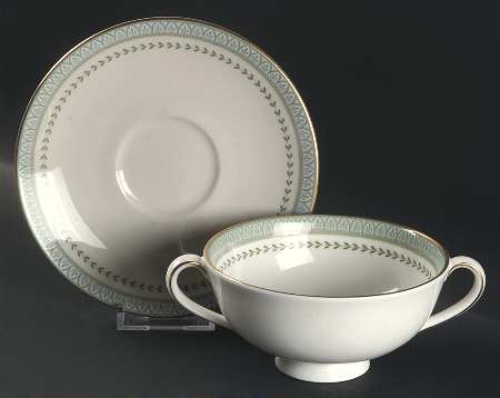 Berkshire Footed Cream Soup Bowl & Saucer Set