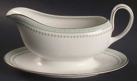 Berkshire Gravy Boat with Attached Underplate