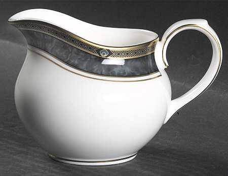 Biltmore 2001 Shape Creamer