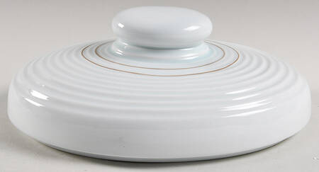 Blue Iris Lid for 2 Quart Oval Covered Casserole