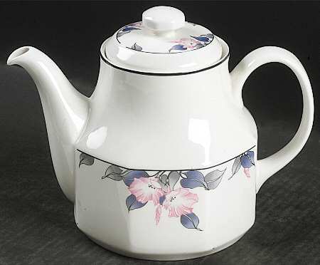 Bloomsbury Teapot & Lid