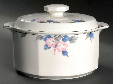 Bloomsbury 2 Qt Round Covered Casserole
