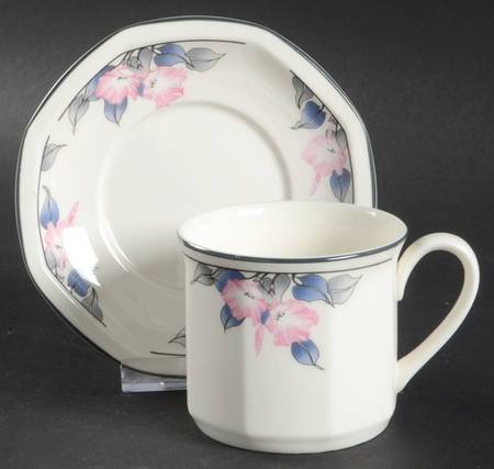 Bloomsbury Flat Demitasse Cup & Saucer Set