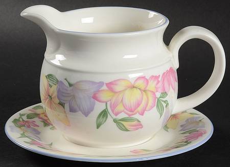 Blooms Gravy Boat & Underplate