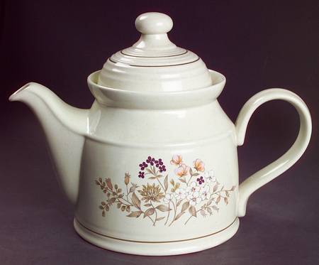 Bredon Hill Teapot & Lid