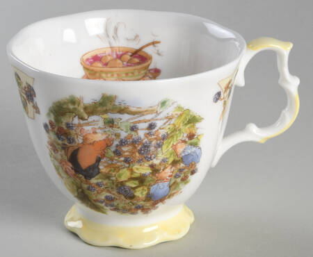 Brambly Hedge Footed Cup