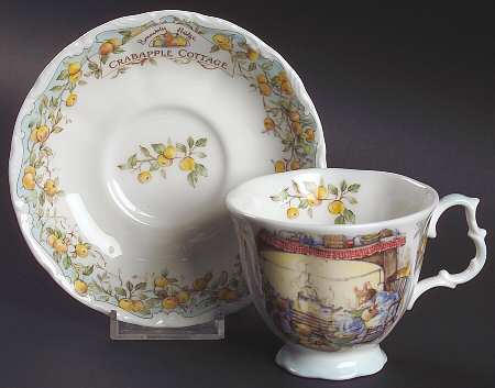 Brambly Hedge Footed Cup & Saucer Set