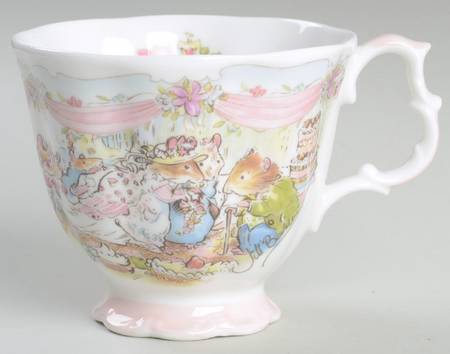 Brambly Hedge Footed Cup