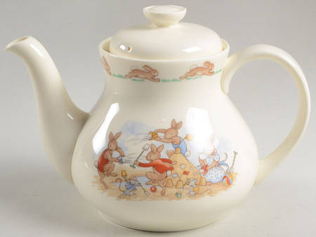 Bunnykins (Albion Shape) Mini Teapot & Lid