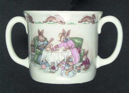 Bunnykins (Albion Shape) 2 Handled Hug a Mug Mug