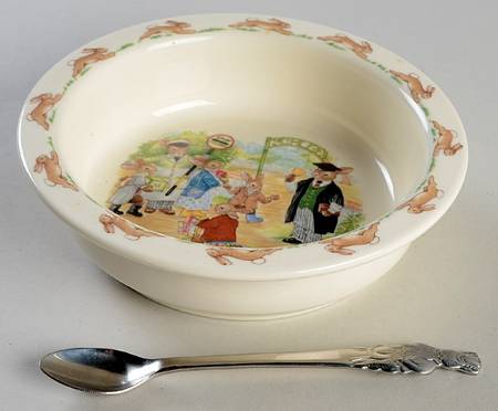 Bunnykins (Albion Shape) 2-Piece Nursery Set (Plate and Spoon)