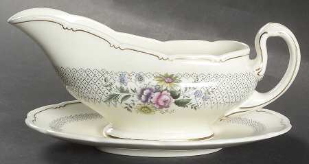 Burnham Gravy Boat & Underplate
