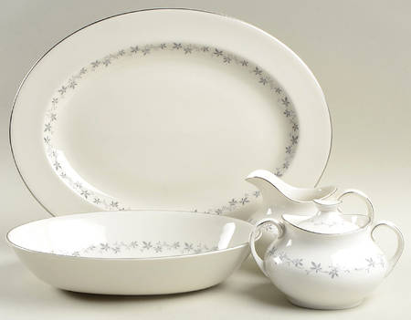 Cadence 5 Piece Hostess Set