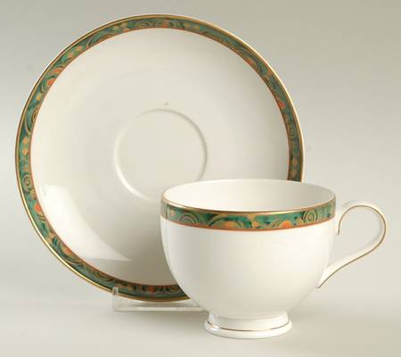 Cairo Footed Cup & Saucer Set
