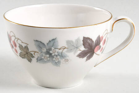 Camelot Oversized Cup