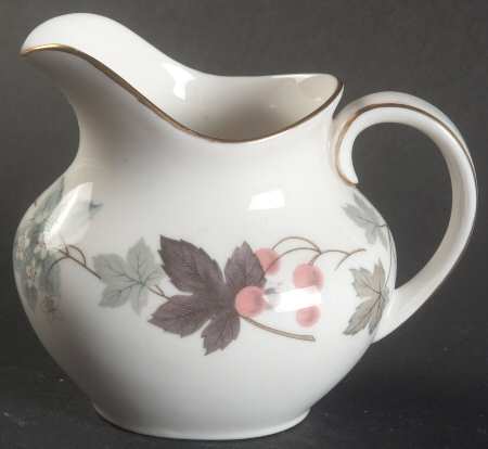 Camelot Mini Creamer