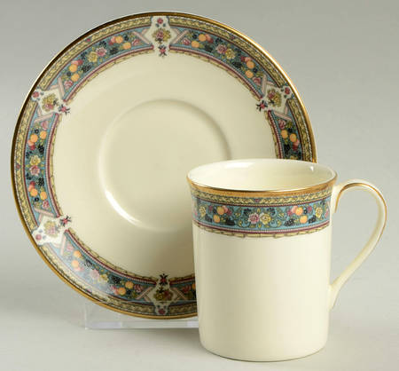 Camberley Flat Demitasse Cup & Saucer Set