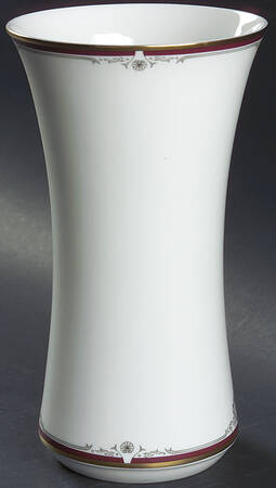 Cambridge 9" Vase
