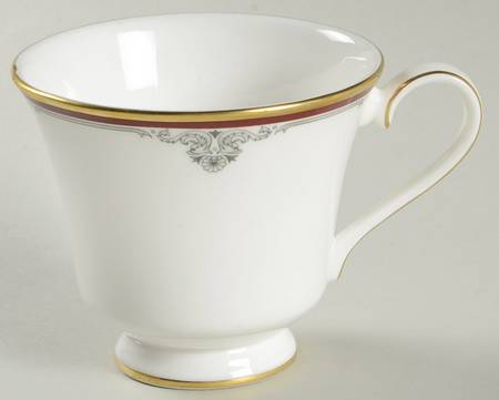 Cambridge Footed Cup