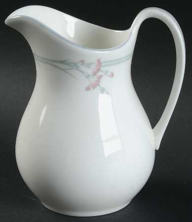 Carnation Micro Creamer