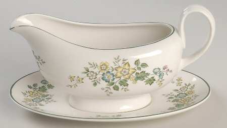Campagna Green Gravy Boat & Underplate
