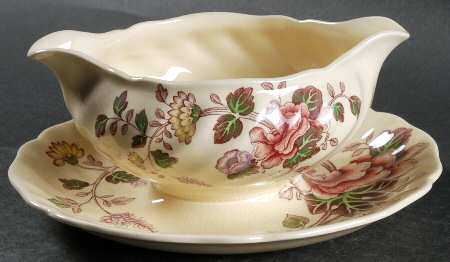 Canterbury Gravy Boat with Attached Underplate